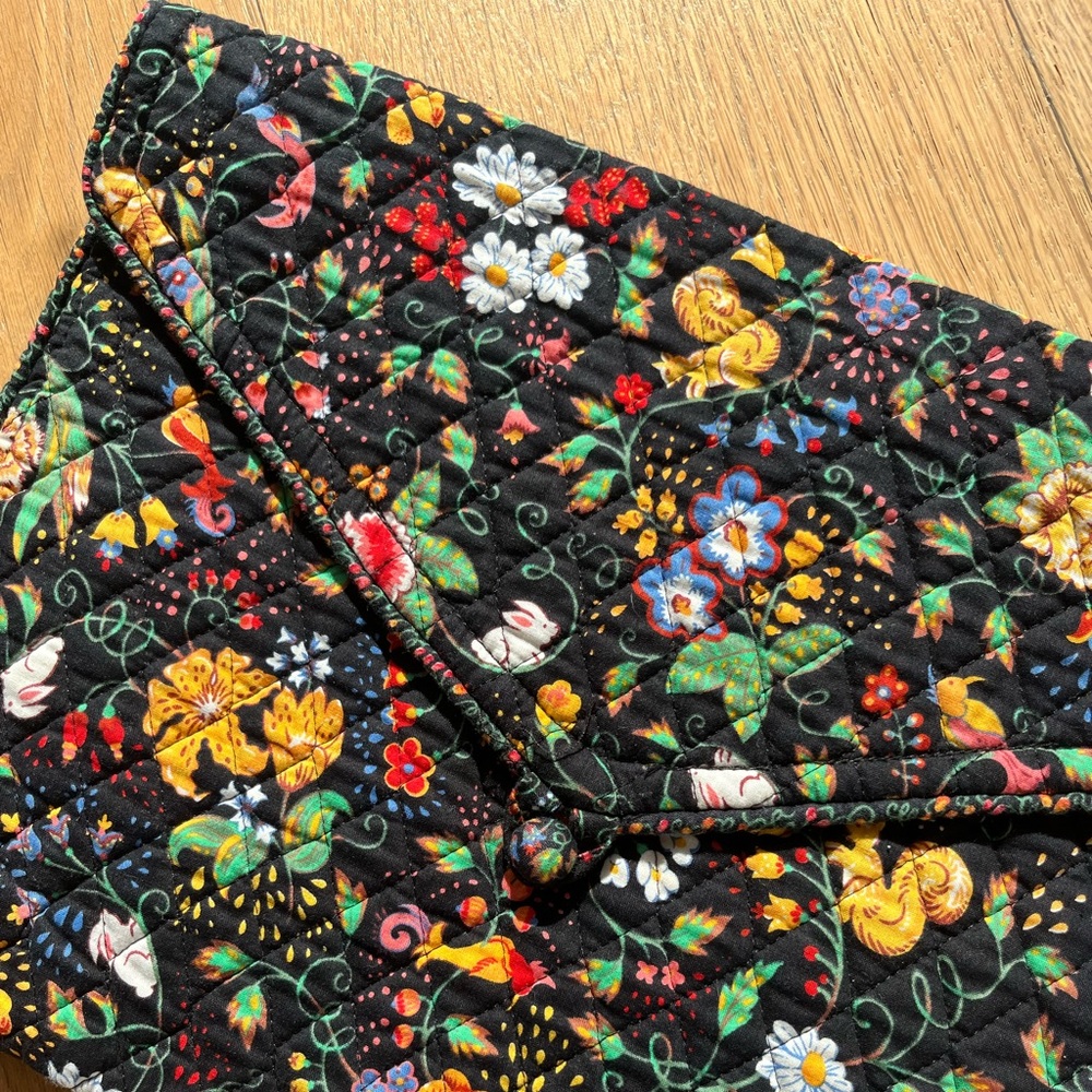 Vera Bradley laptops leave